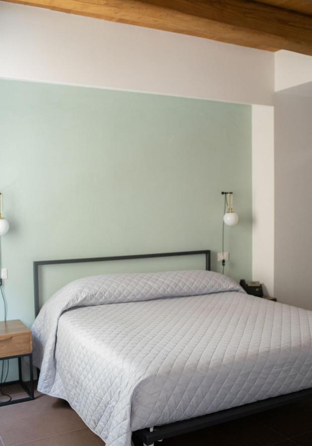 Locanda Le Logge Urbisaglia Esterno foto