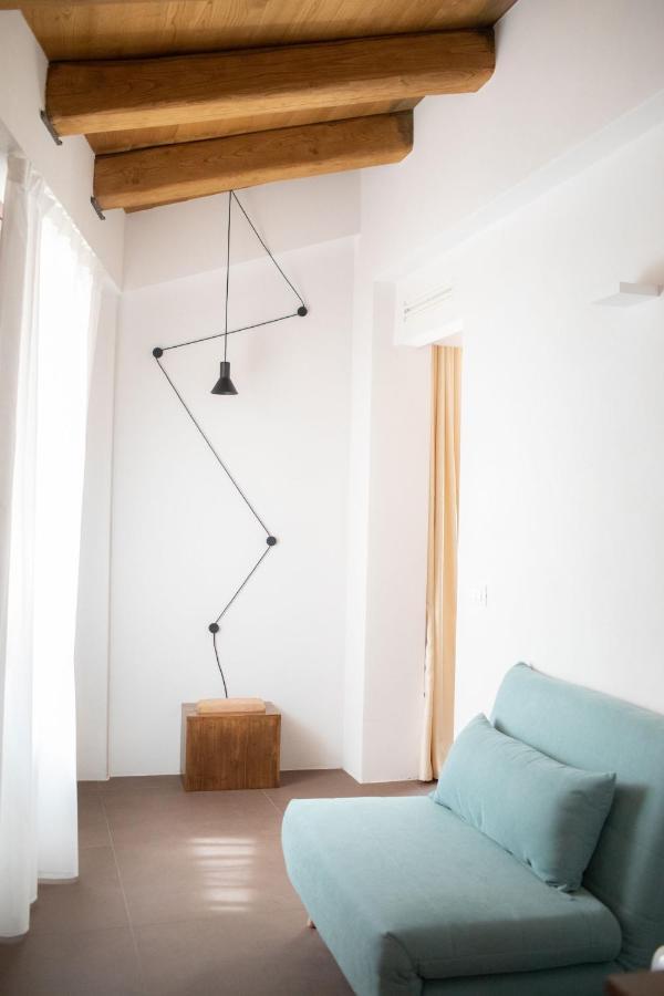Locanda Le Logge Urbisaglia Esterno foto