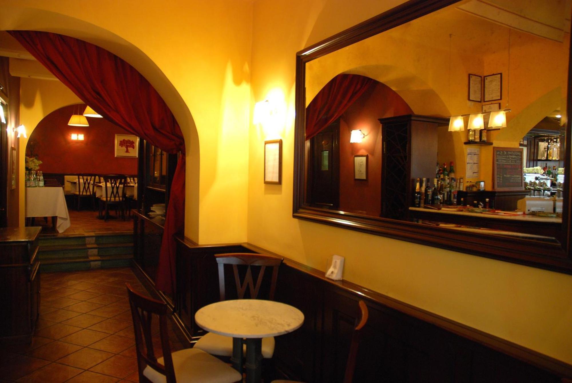 Locanda Le Logge Urbisaglia Esterno foto